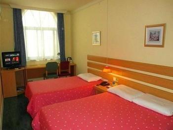 Home Inn Jiaotong University Xinhua Road Shanghai Exterior foto